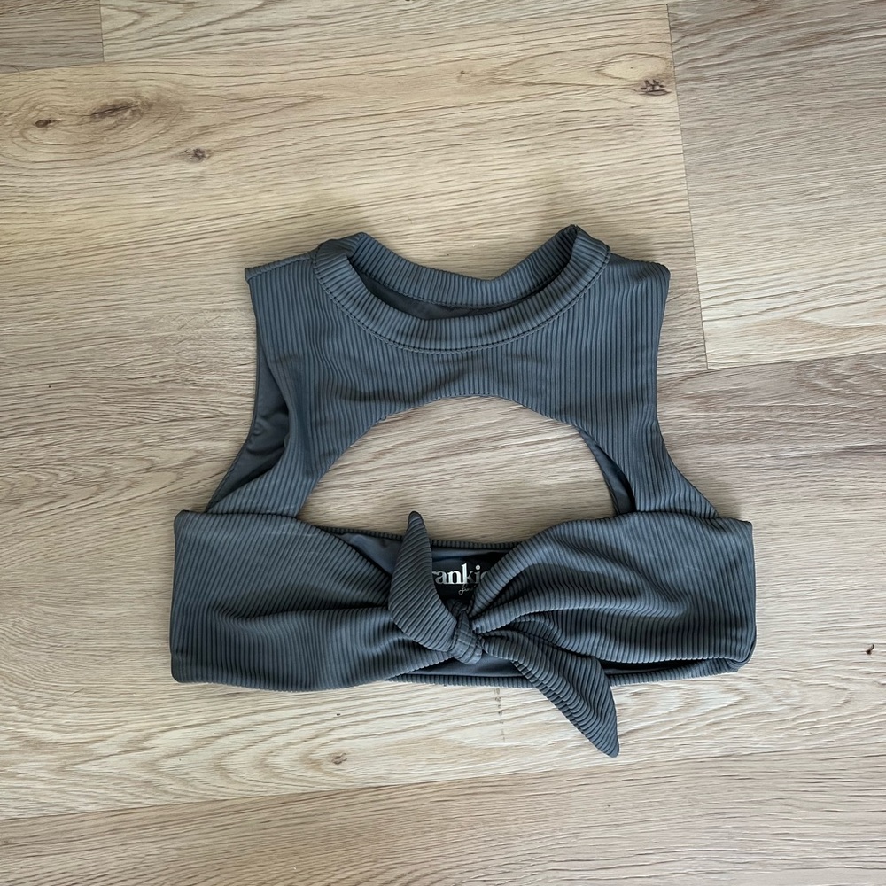 Frankies bikini top